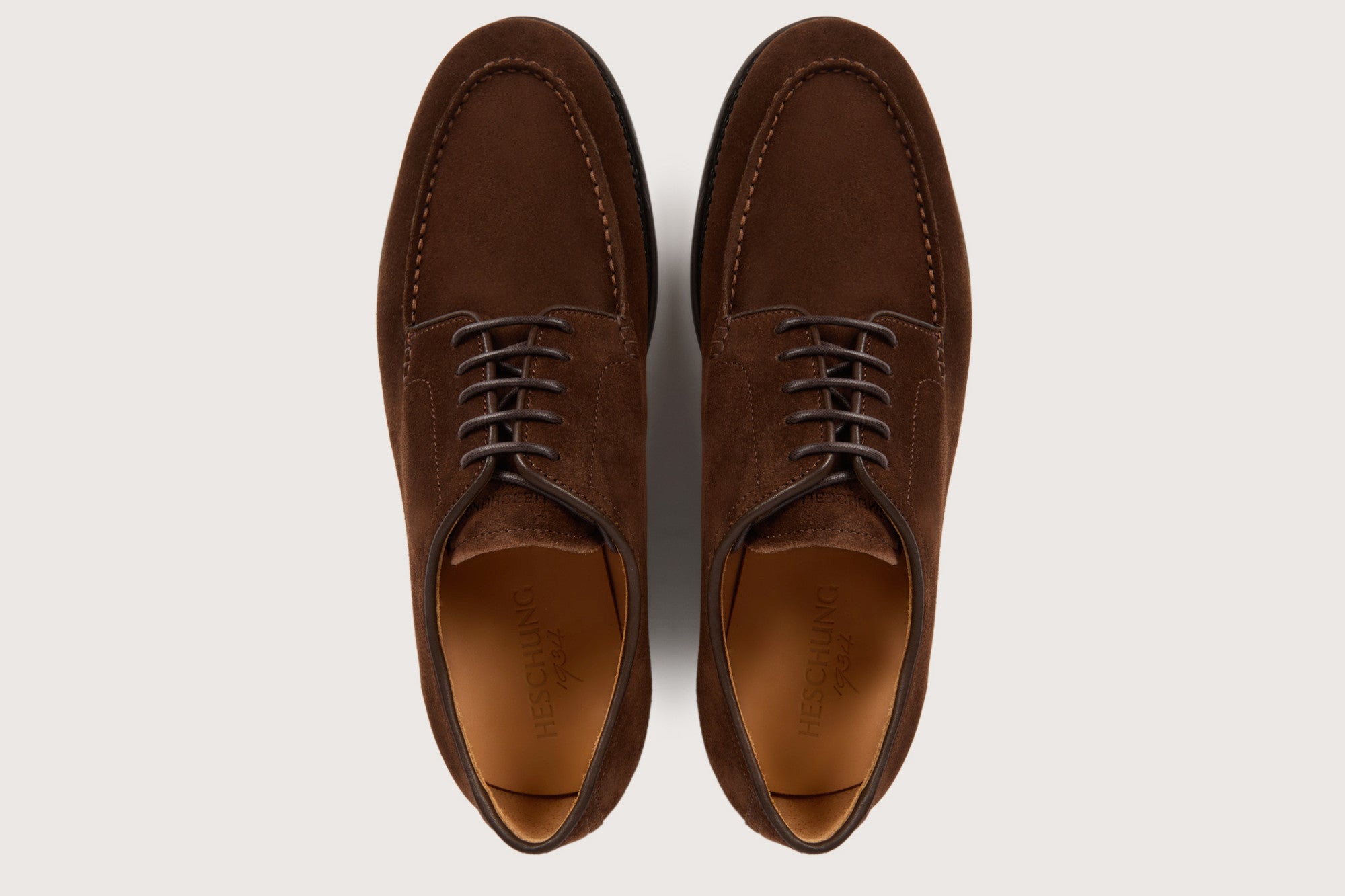 ILEX Cacao Hydrovelours Leather