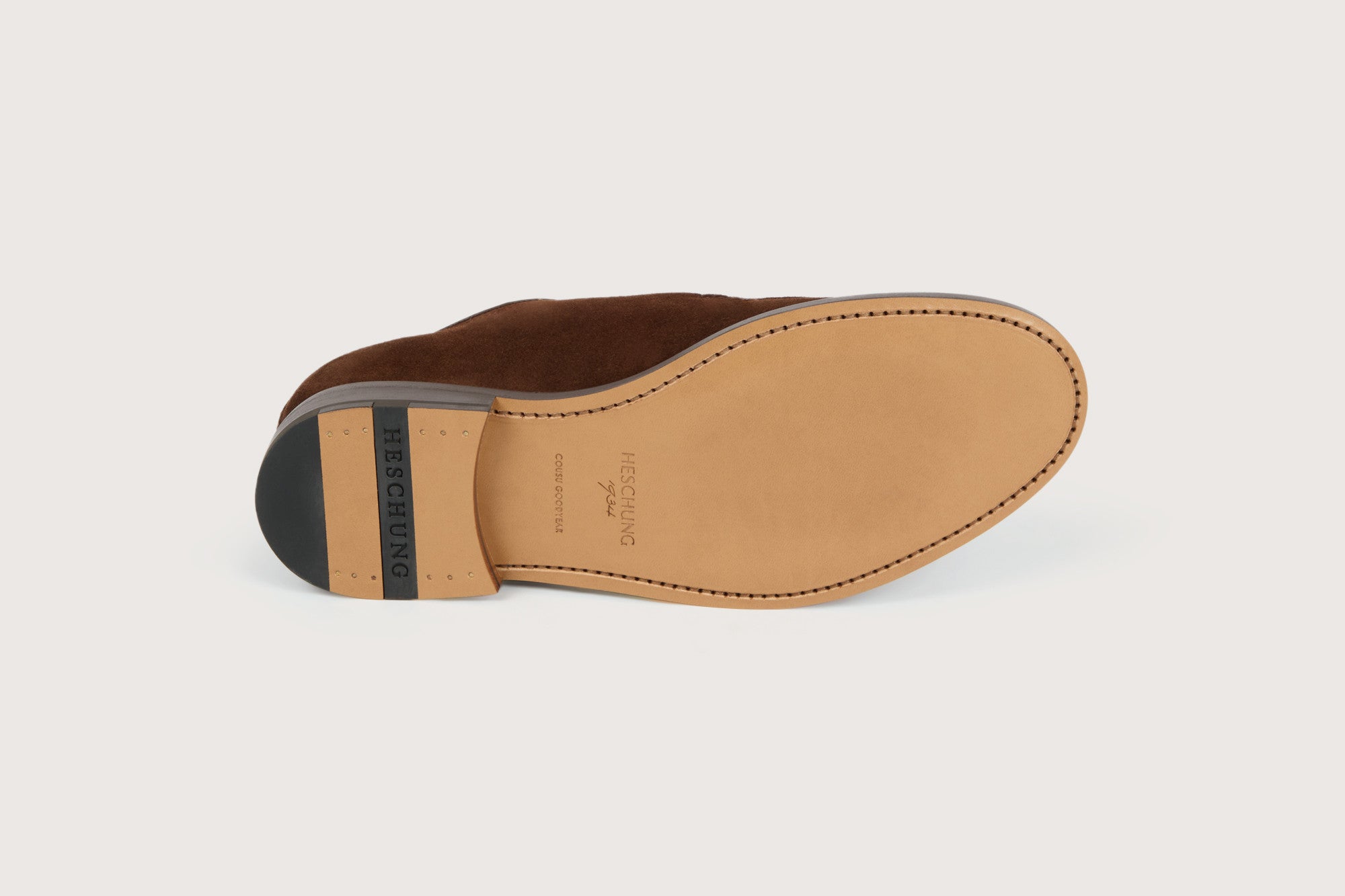 ILEX Cacao Hydrovelours Leather