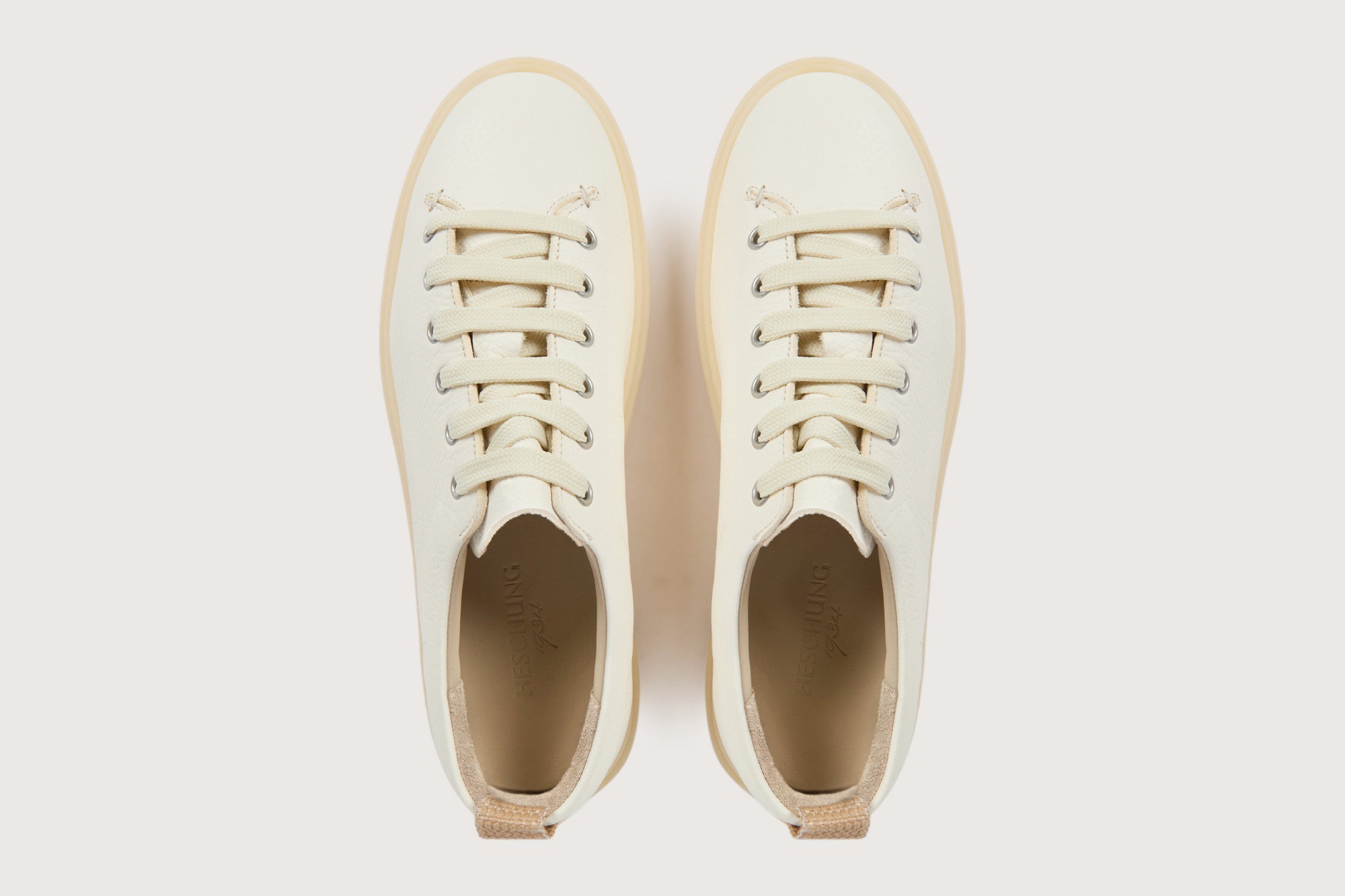 COURT FE Piuma White Smash