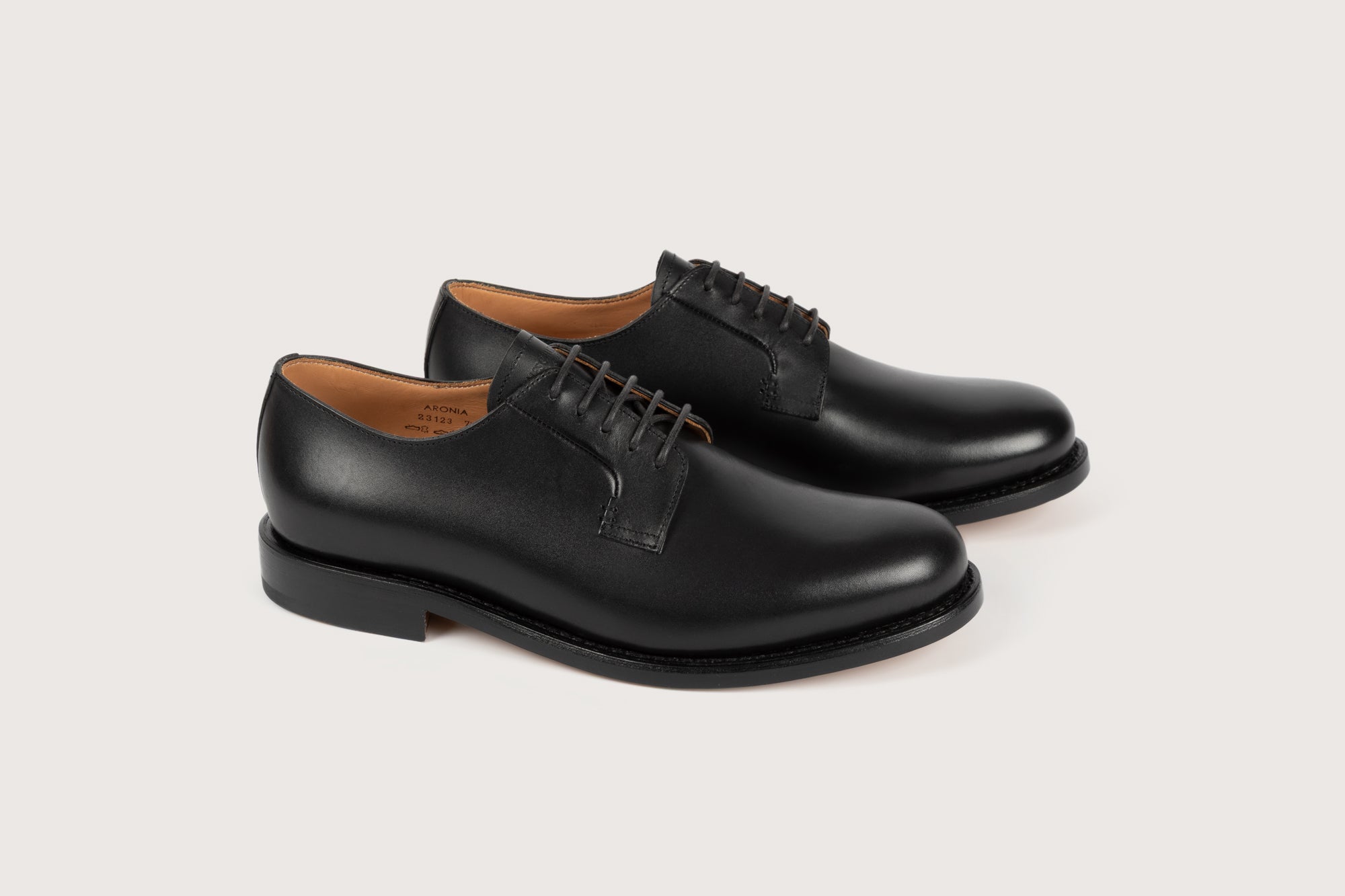 ARONIA Softycalf Noir Cuir
