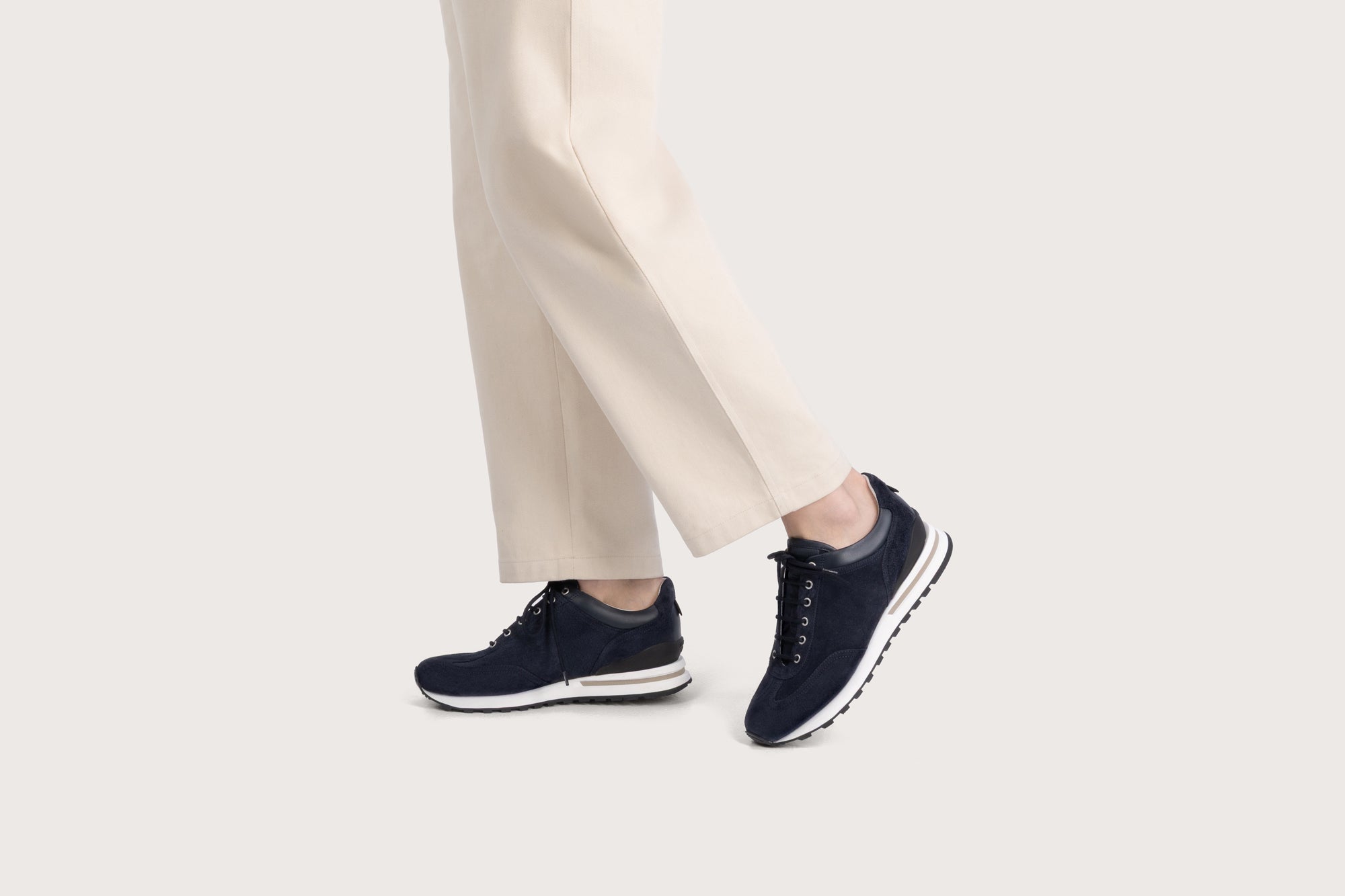 ATHI Hydrovelours Navy Trainer