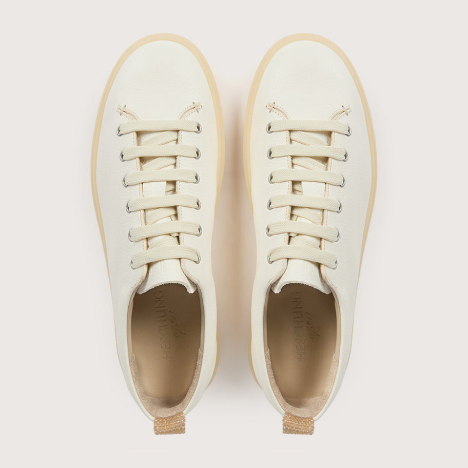 COURT Piuma White Smash