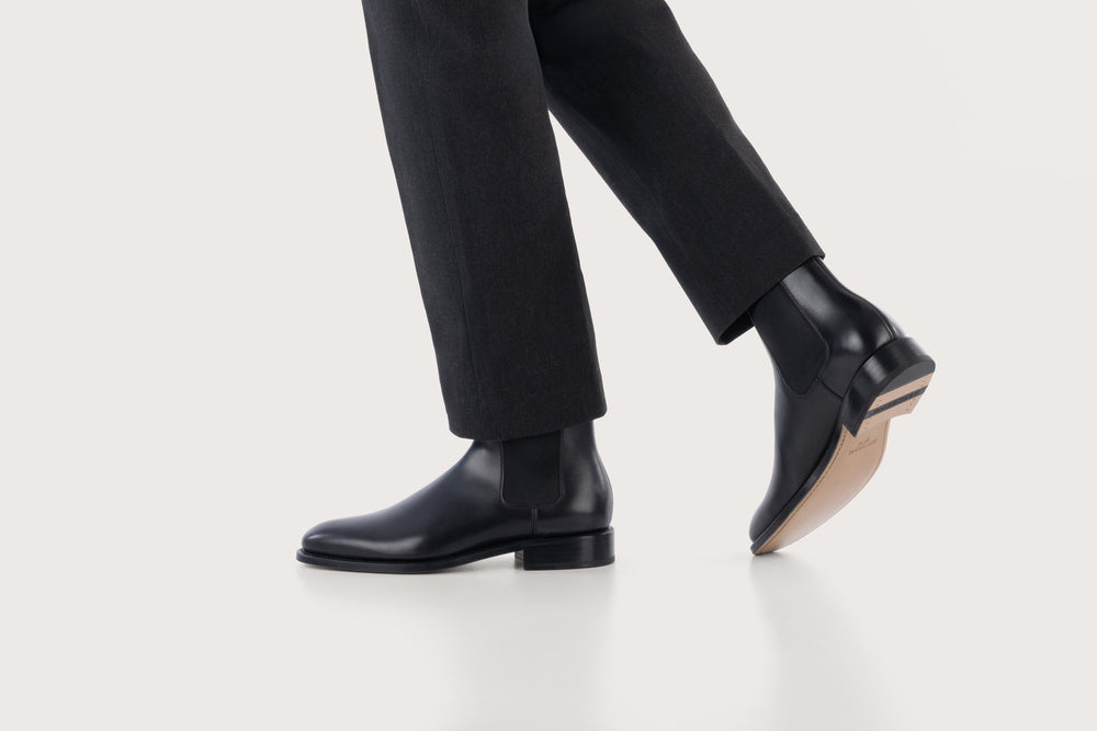 Frêne Box Noir Cuir