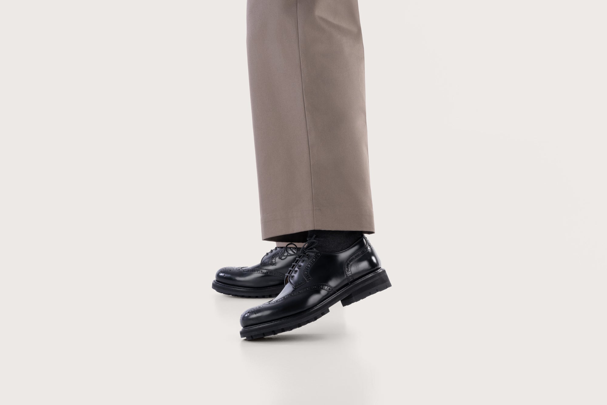 VANDA Windsor Noir Commando