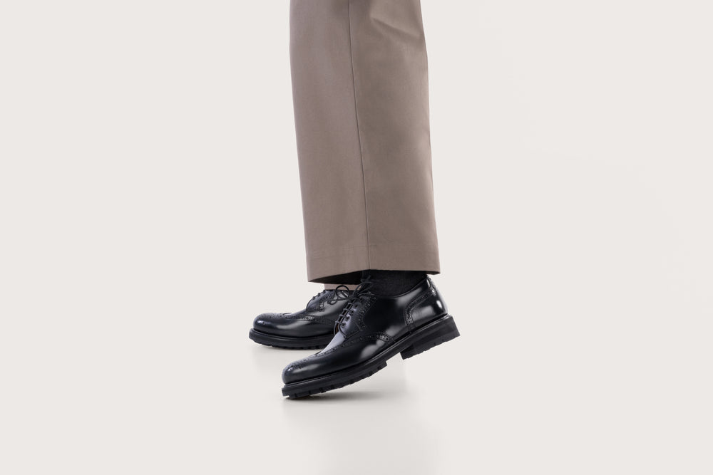 VANDA Windsor Noir Commando