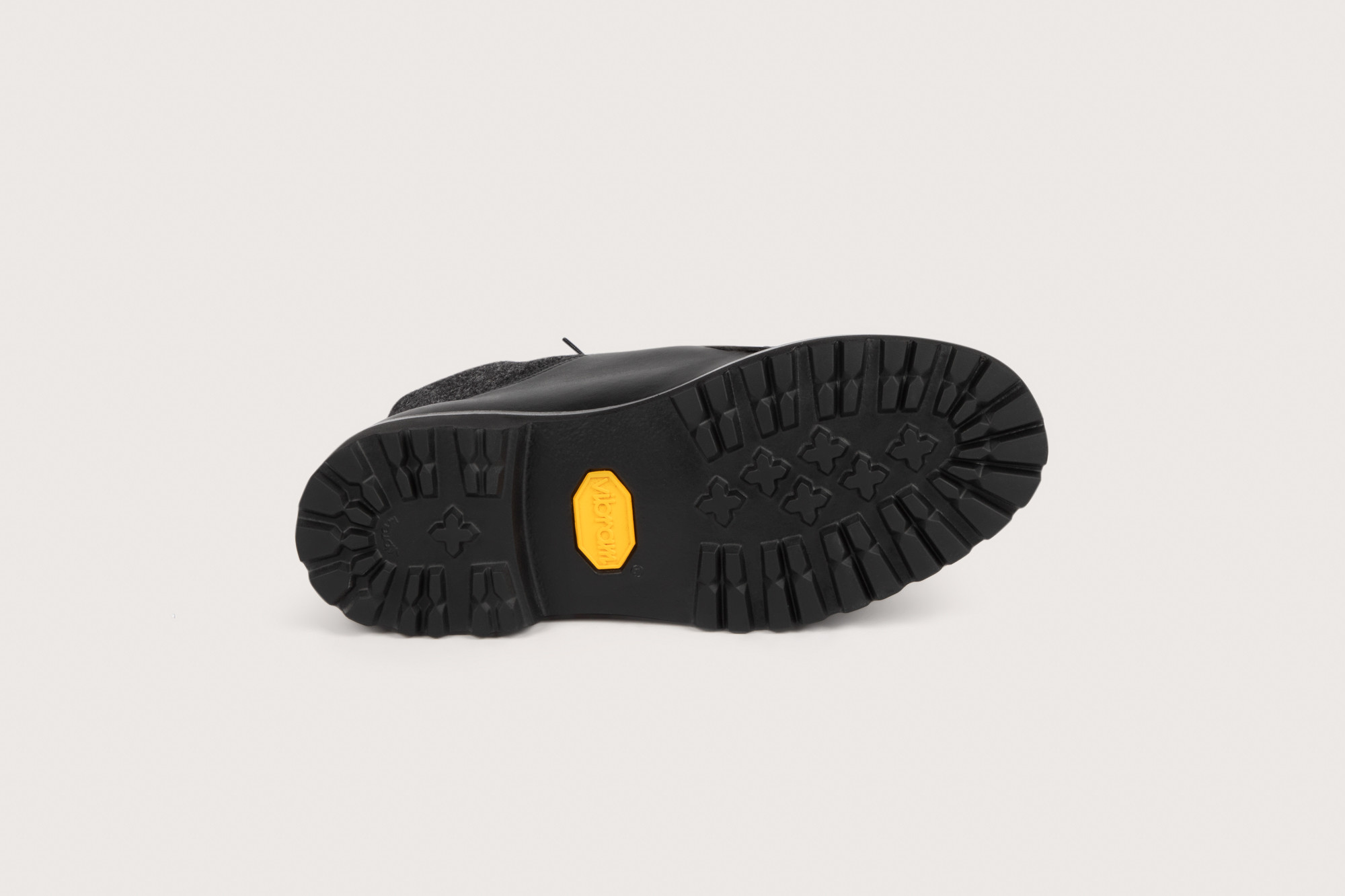 LIERRE FE Suportlo/Tweed Black Vibram
