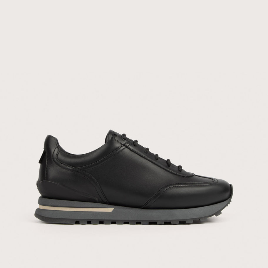 ATHI FE Black Purecalf Trainer
