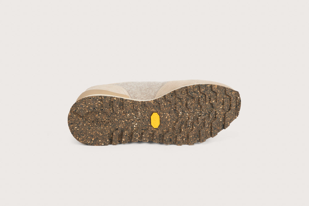 ATHI FE Grege/Argile Hydrovelours/Wool Trainer