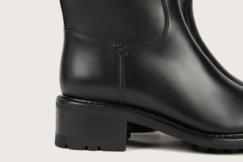 AMY Box Noir Commando