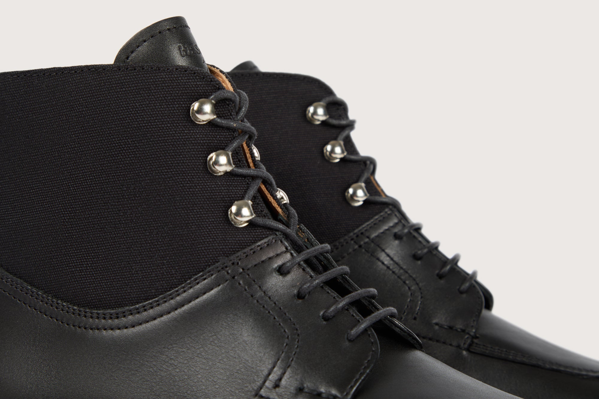 GINKGO FE Black Anilcalf/Canvas Ravel