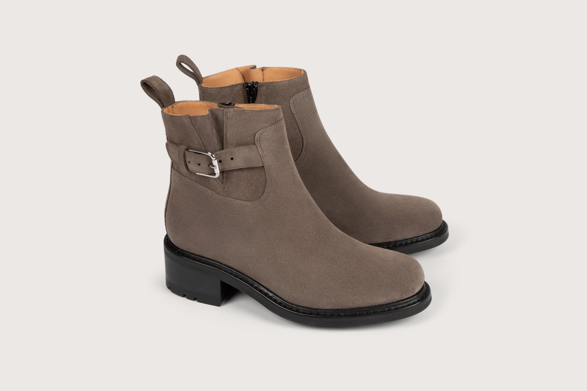 JUNE Acacia Suede Commando