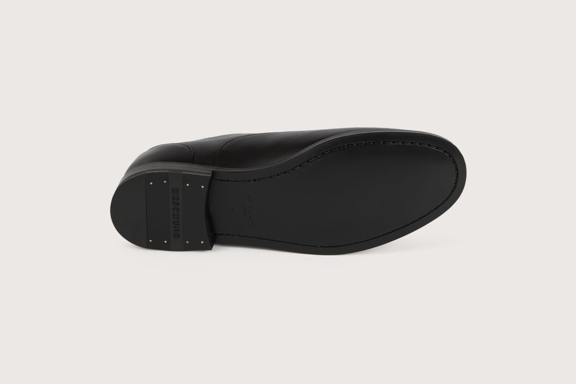 LOLITA Foulard Noir Cuir